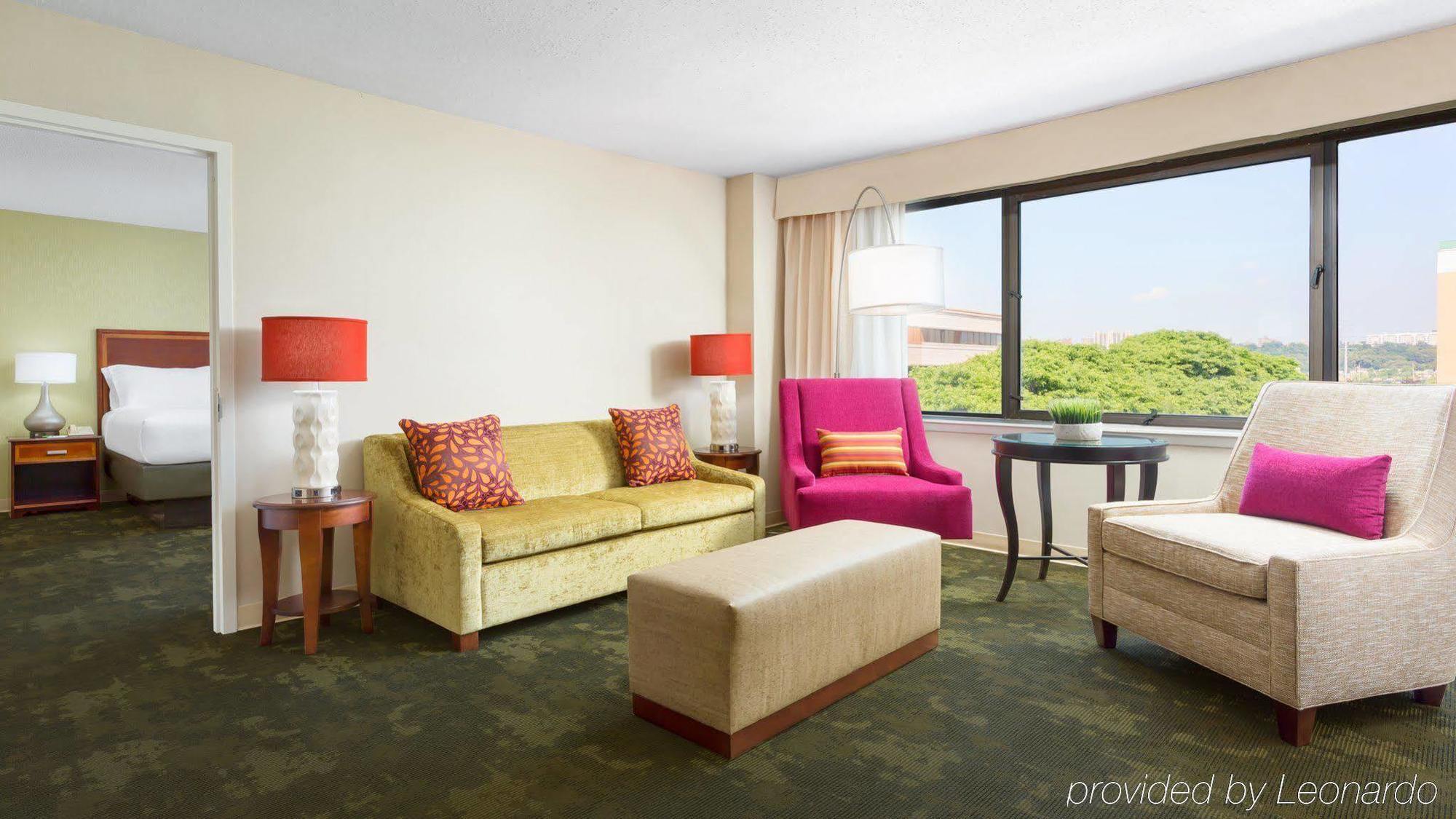 Holiday Inn Secaucus Meadowlands Εξωτερικό φωτογραφία