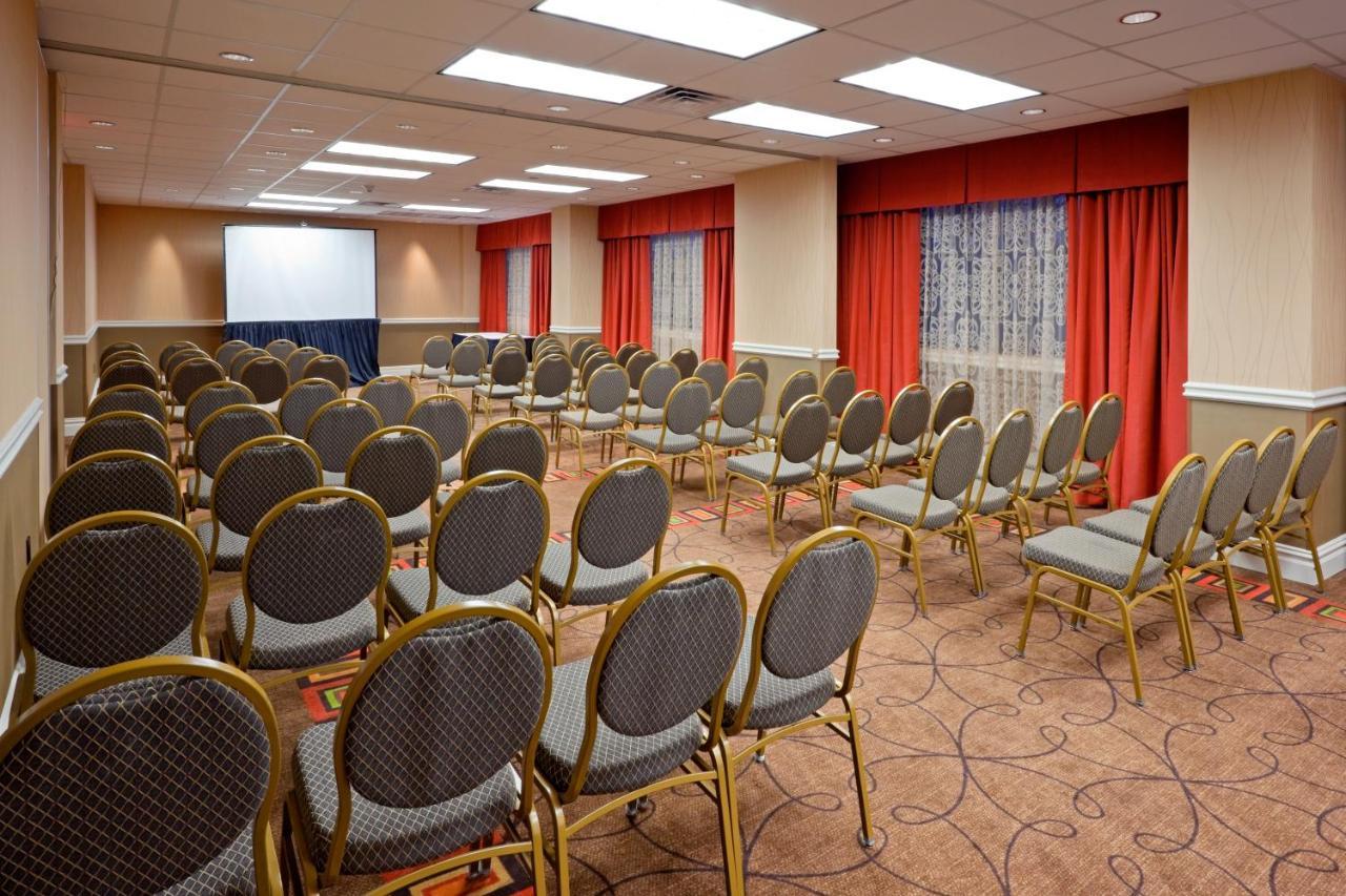 Holiday Inn Secaucus Meadowlands Εξωτερικό φωτογραφία