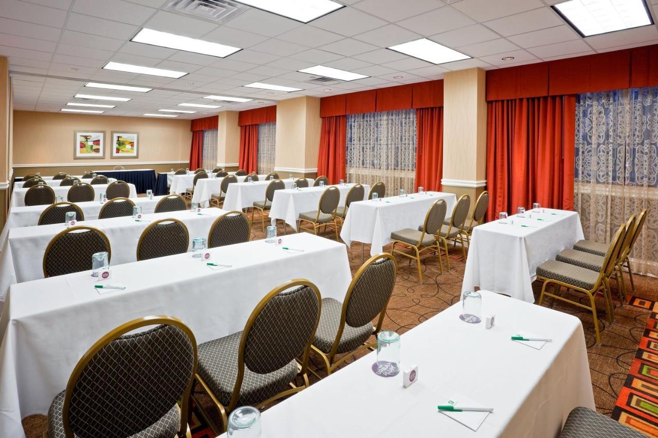 Holiday Inn Secaucus Meadowlands Εξωτερικό φωτογραφία